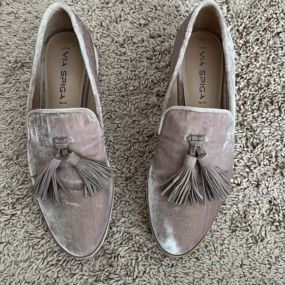 Shoes - Picture 3 of 3